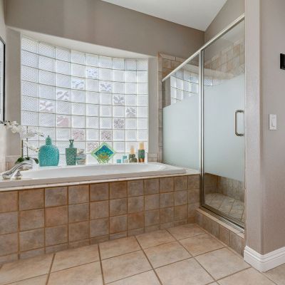 Top Las Vegas commercial real-estate photographer